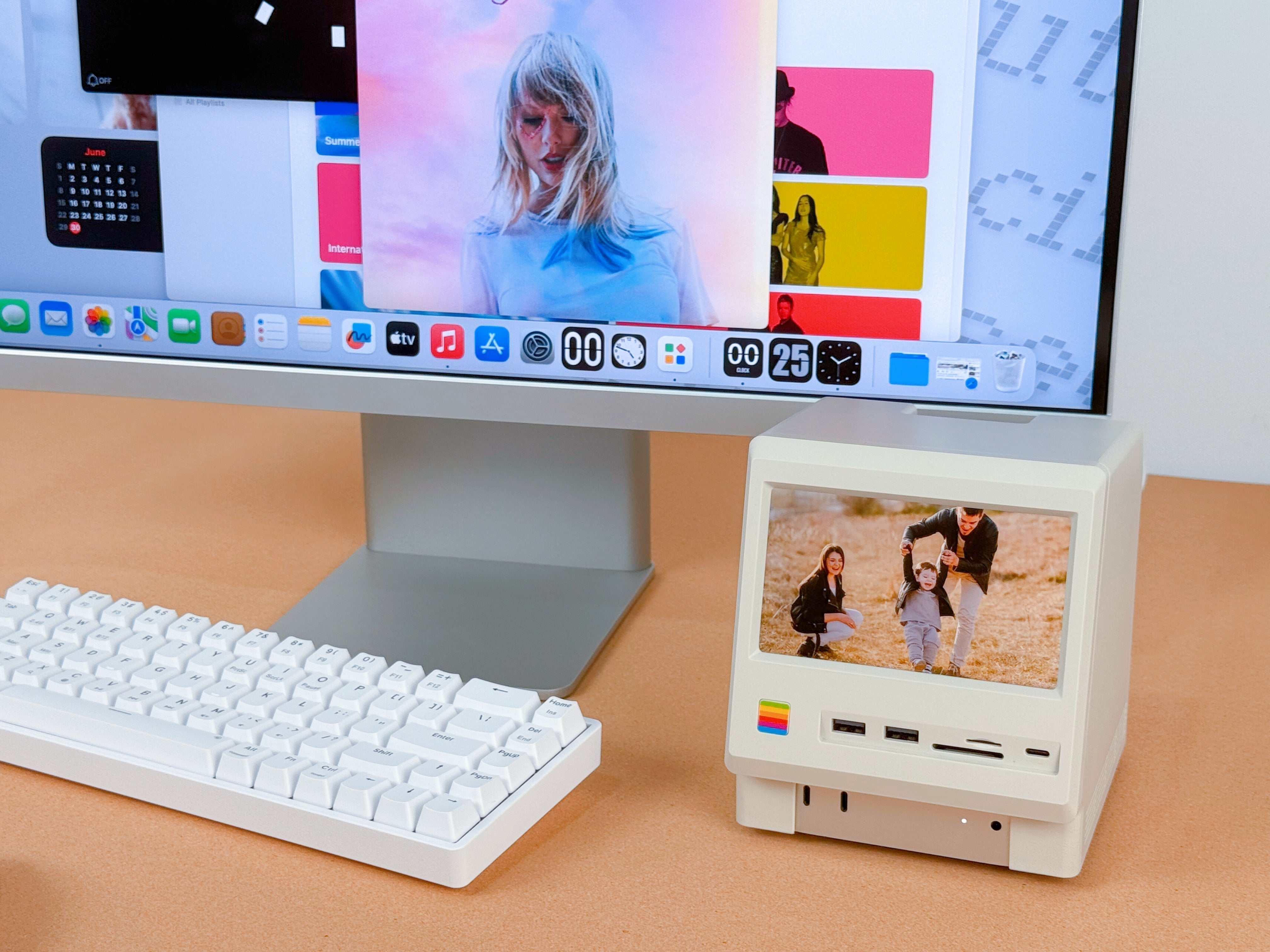 How to Set Up Photo Slideshow on Mac mini M4 | Wokyis M5 Retro Dock